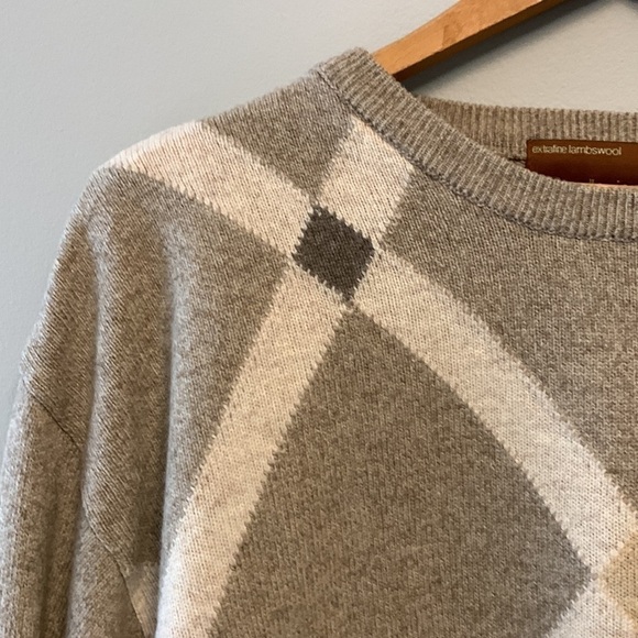 Marks & Spencer Lambswool Sweater - Picture 2 of 12